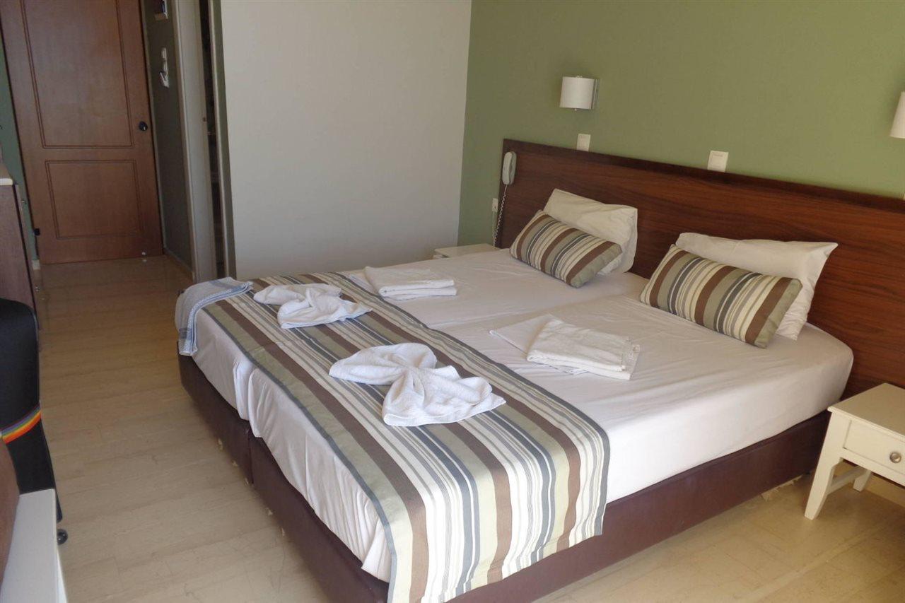 Horizon Beach Hotel Плакиас Экстерьер фото