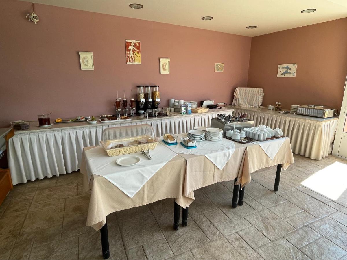 Horizon Beach Hotel Плакиас Экстерьер фото