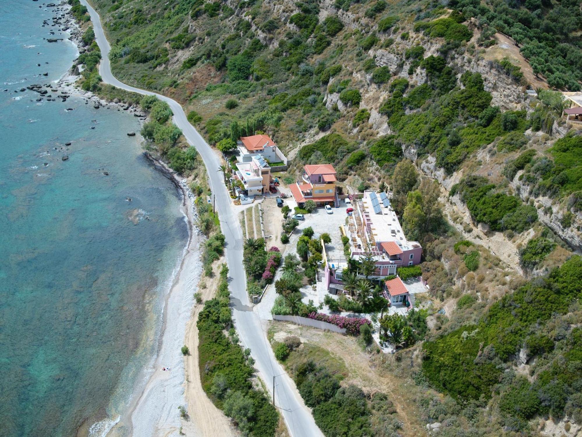 Horizon Beach Hotel Плакиас Экстерьер фото