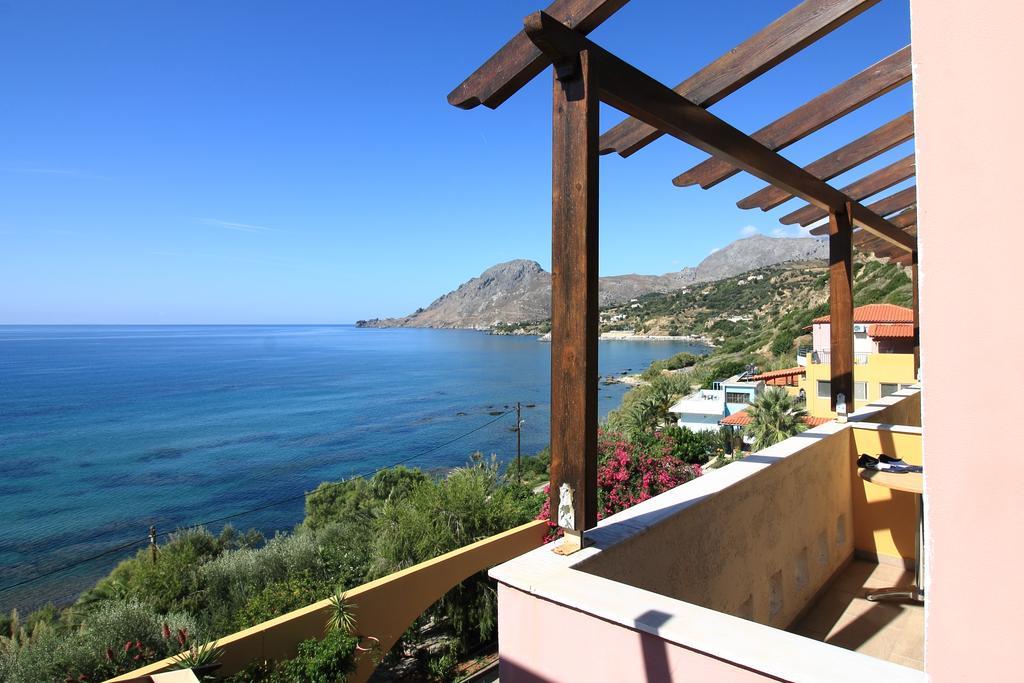 Horizon Beach Hotel Плакиас Экстерьер фото